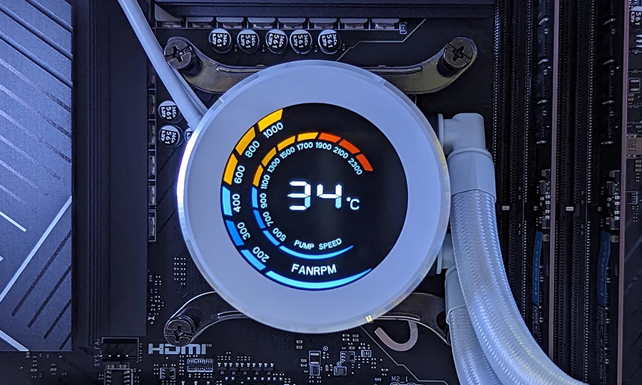 STORM温度表示機能付水冷CPUクーラー